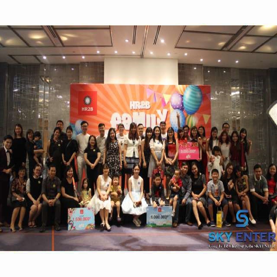TỔ CHỨC SỰ KIỆN GALA DINNER VÀ FAMILY DAY HR2B